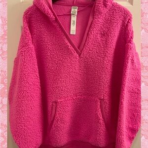 PINK Victoria’s Secret Cozy Fleece Pullover Hoodie - NWT - Medium - Pink Berry